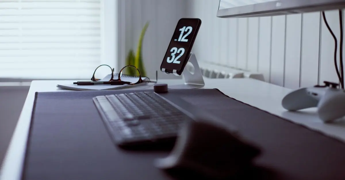 Comment Choisir les Meilleurs Accessoires de Confort au Bureau