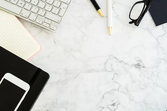 Les Incontournables pour un Bureau Ergonomique